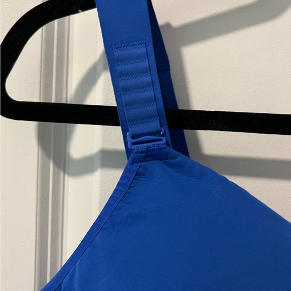 LULULEMON SWIFT SPEED BRA | CERULEAN BLUE - Picture 4 of 9